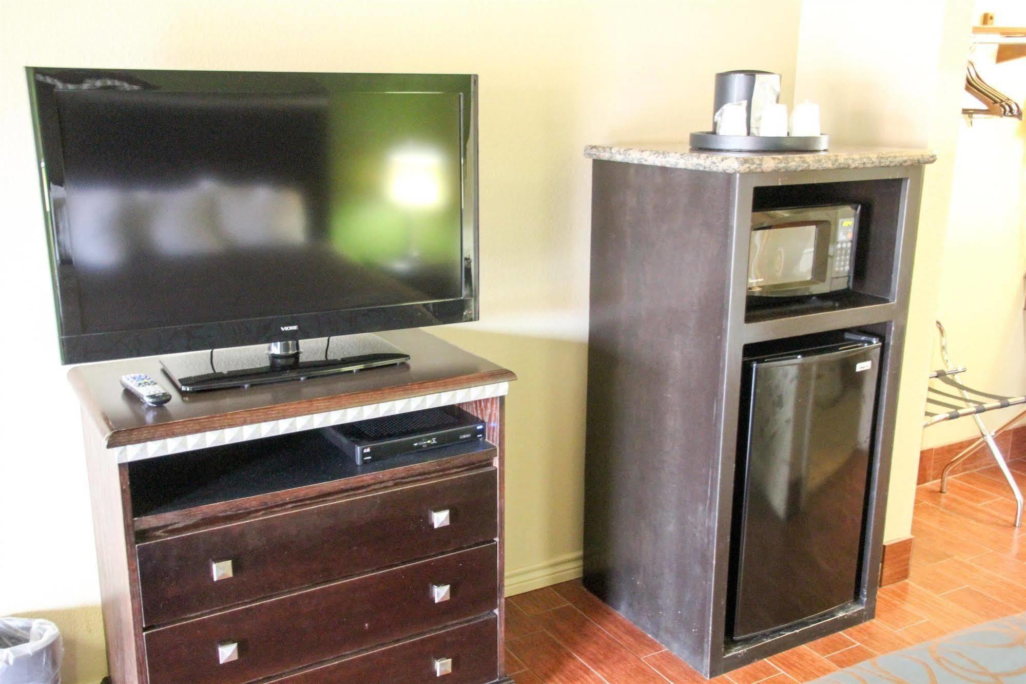Motel 6 Floresville ภายนอก รูปภาพ