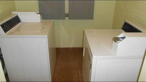 Motel 6 Floresville ภายนอก รูปภาพ