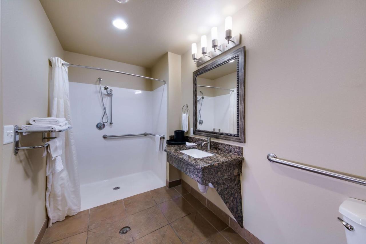 Motel 6 Floresville ภายนอก รูปภาพ
